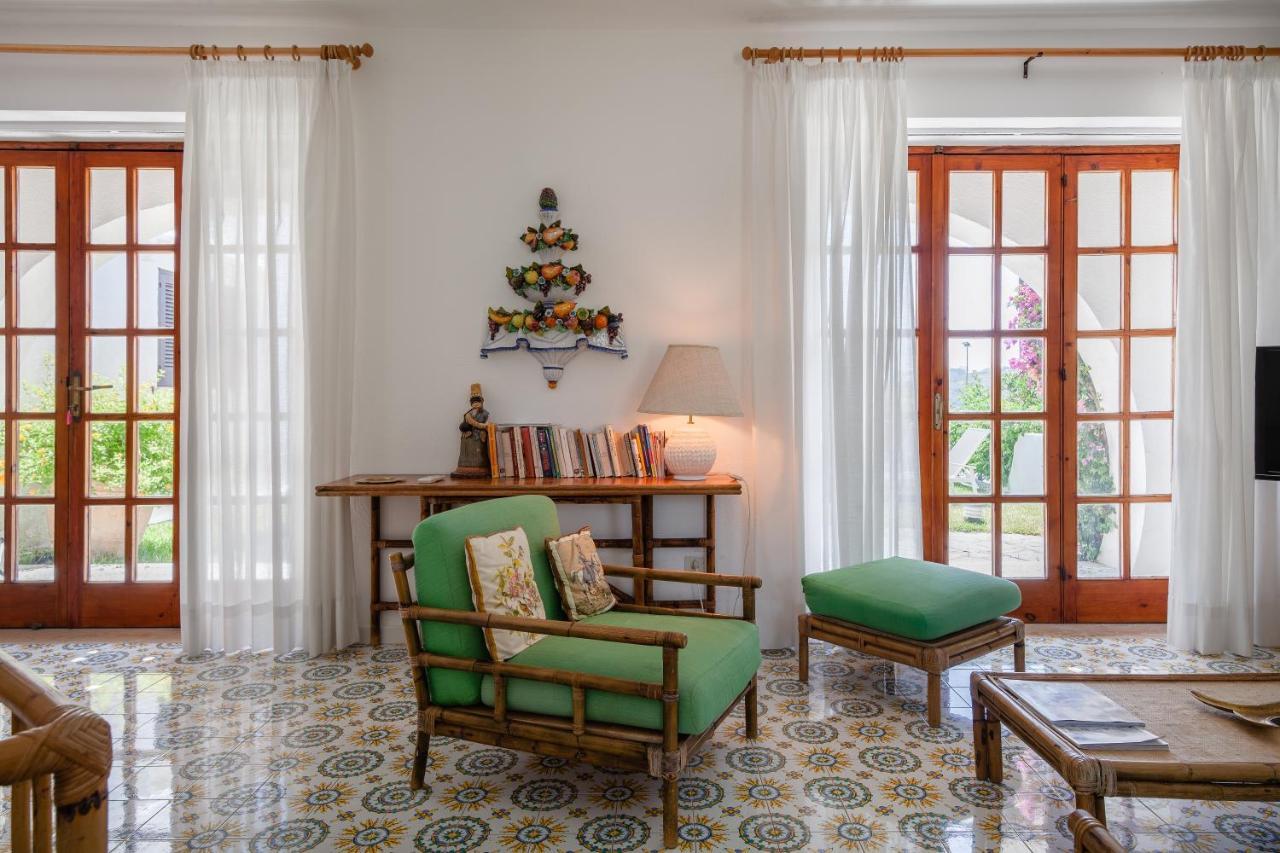 Villetta Con Giardino Esclusivo Di 1000 Mq, Piscina, Tennis, Calcio, Bocce Forio  ภายนอก รูปภาพ