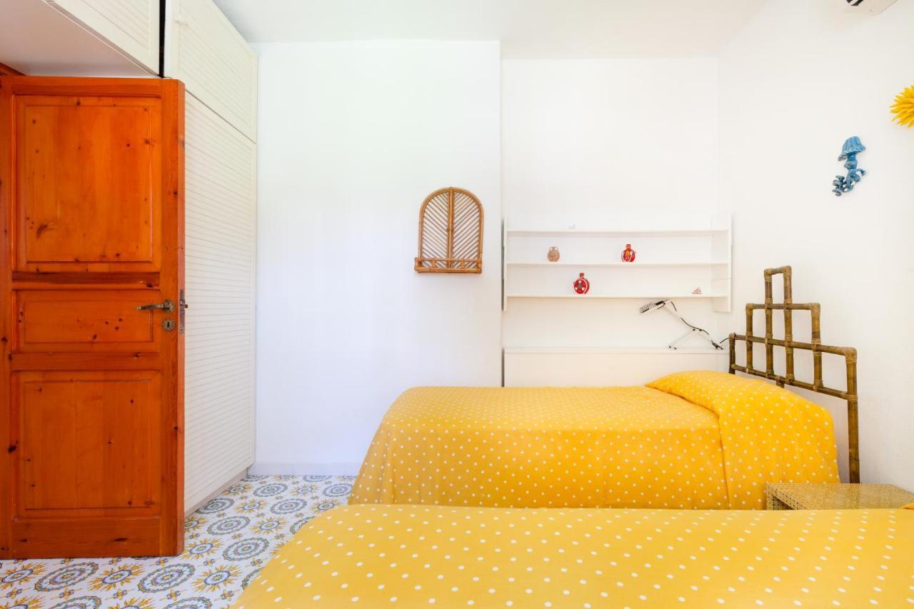 Villetta Con Giardino Esclusivo Di 1000 Mq, Piscina, Tennis, Calcio, Bocce Forio  ภายนอก รูปภาพ