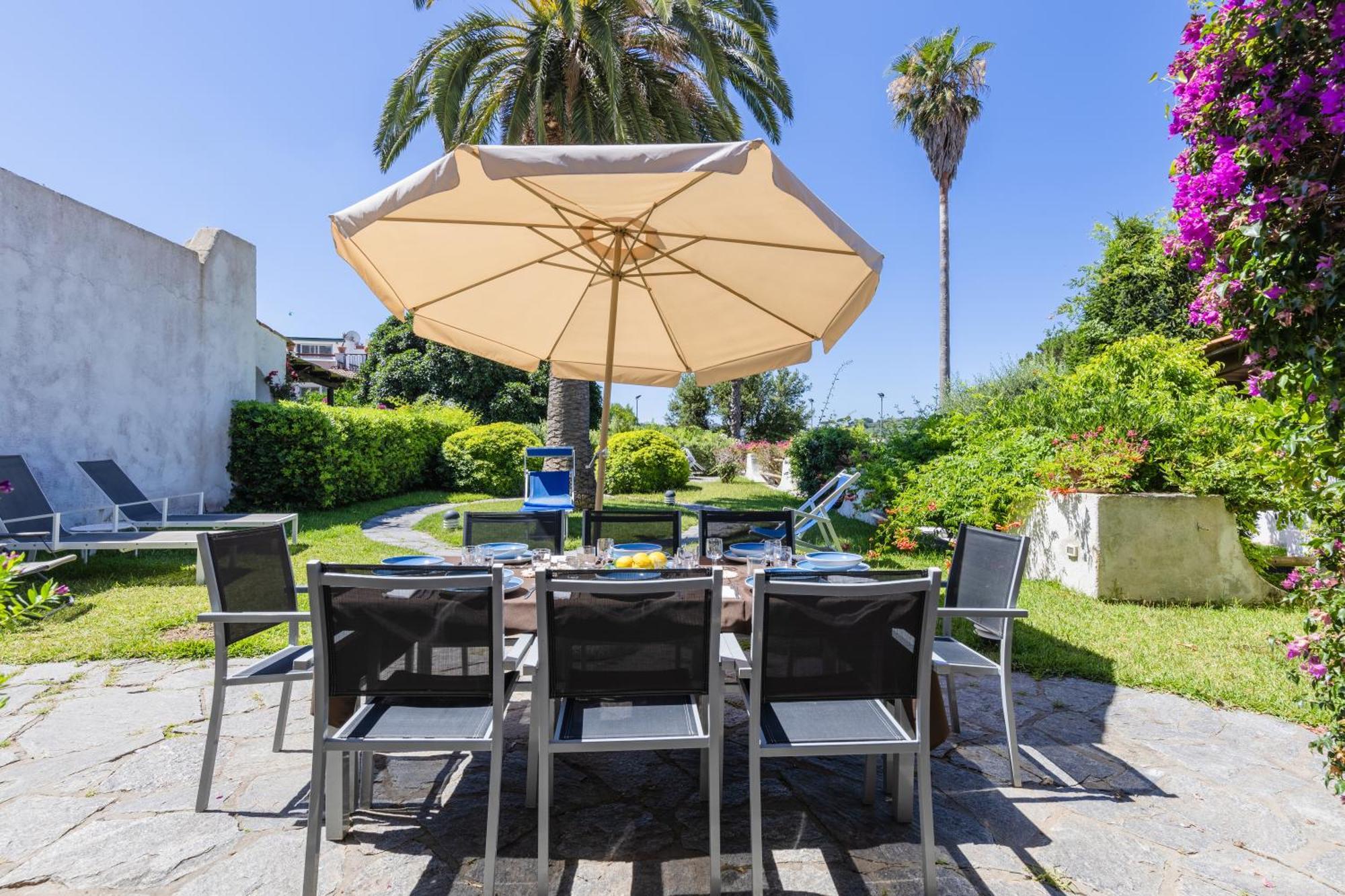 Villetta Con Giardino Esclusivo Di 1000 Mq, Piscina, Tennis, Calcio, Bocce Forio  ภายนอก รูปภาพ